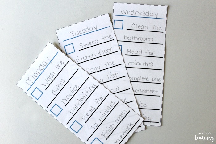 Making Daily Routine Checklists for Kids