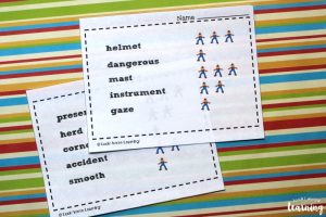 Printable Scarecrow Syllables Activity for Kids