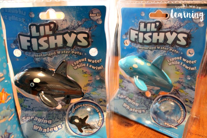 Lil Fishys Spraying Whaleys Fish Toys