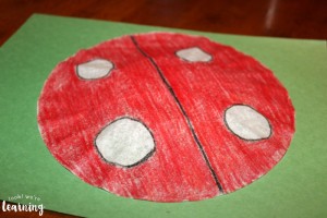 Making a Coffee Filter Ladybug Craft - Look! We're Learning!