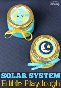 Make this fun (and yummy!) solar system edible playdough for some sweet sensory play!