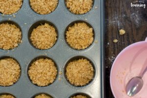 Simple Banana Breakfast Muffins