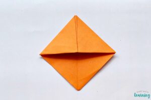 How to Fold an Easy Origami Bookmark