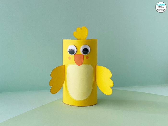 How to Make a Baby Chick Out of a Toilet Paper Roll