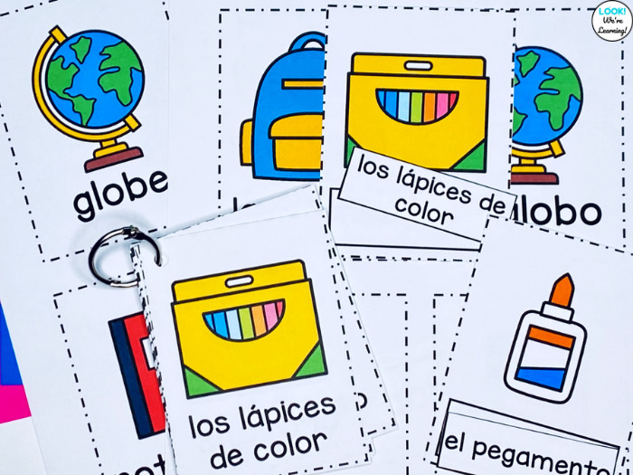 Using Spanish school word flashcards at centers